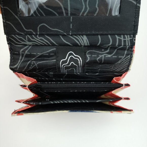 Torrain Wallet Recycled Cement Bag Material Bi-Fold Vegan Unisex Red White - Picture 9 of 13